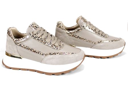 Adidasi de dama din piele naturala cu perforare si accent metalic alb - model Velvet Step