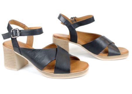 🖤 Noir Grace – Sandale damă din piele naturală în negru | Toc mediu și confort elegant