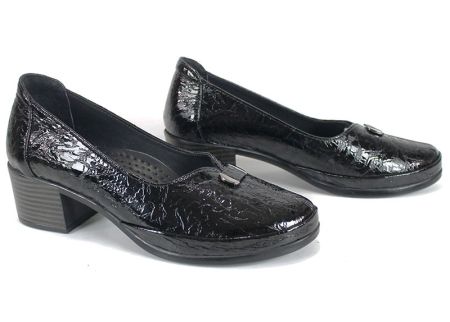 Pantofi damă Linea Classica din piele lacuită naturală, negri, cu toc mediu stabil și design clasic.