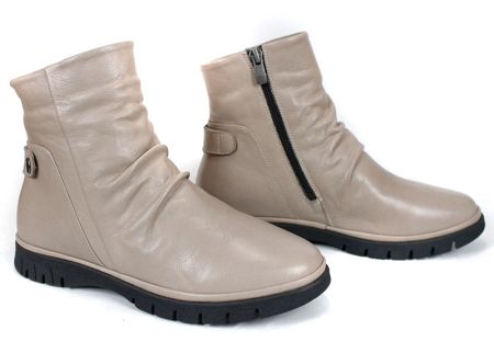 Classic Chic - Cizme joase de damă în culoarea gri