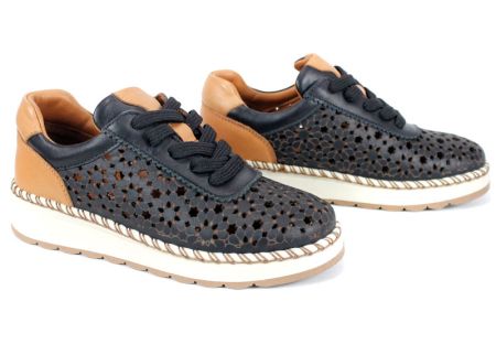 Nova Grace – pantofi de damă din lac natural perforat