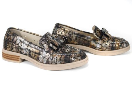 Pantofi de vară Nerisa Flow din piele naturală albastru deschis cu perforații florale