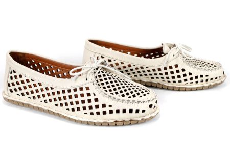 Pantofi de vară Nerisa Flow din piele naturală albastru deschis cu perforații florale