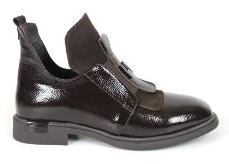Noir Élise premium women's shoes in dark brown genuine leather with textured patent finish