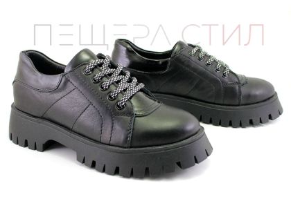 Pantofi de damă, toamnă-iarnă în negru - Model Donika