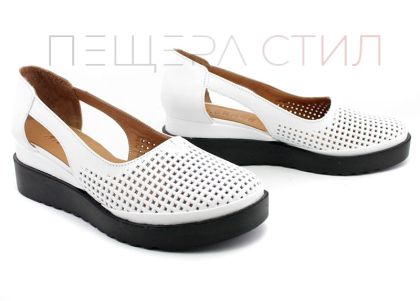 Pantofi de dama deschisi din piele naturala alb, model Elitsa.