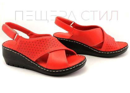Sandale de dama din piele naturala de culoare rosie - Model Feya.