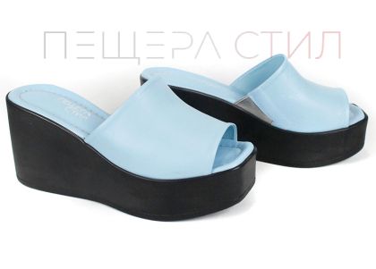 Saboți de damă Magia Notturna din piele naturală bleu cu platformă înaltă neagră