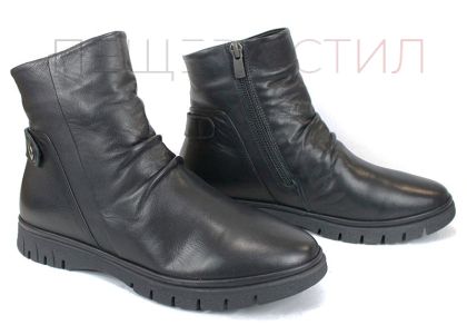 Classic Chic - Cizme joase de damă în negru