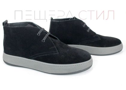 Clark barbati din piele intoarsa naturala de culoare albastru inchis - model clasic.