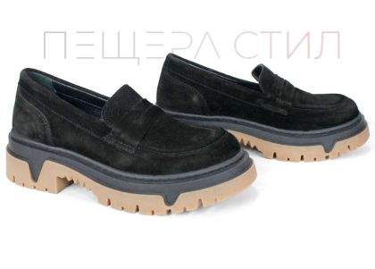 Pantofi loafer damă Aurora Line din velur natural negru cu talpă groasă contrastantă