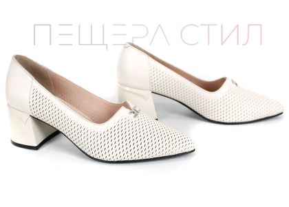 Pantofi damă Civella din piele naturală bej cu perforații