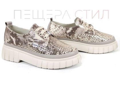 Nova Grace – pantofi de damă din lac natural perforat