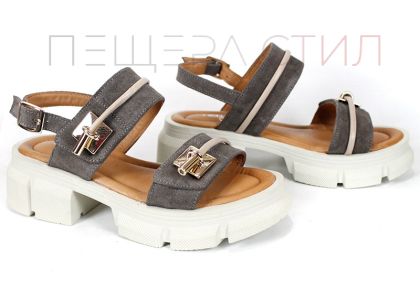 Aveline Lux – sandale damă din piele velur în culoare taupe cu talpă groasă