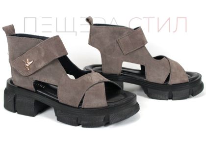 Velora Sain – sandale damă din velur natural maro cu talpă stabilă