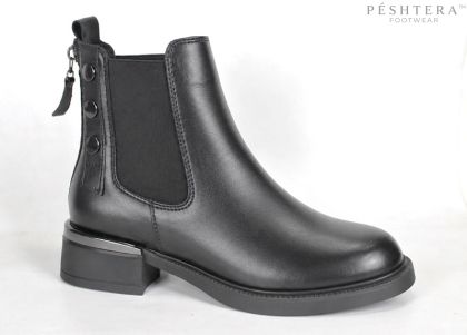 Chiara Moretti – Women's Chelsea Ankle Boots in Genuine Black Leather