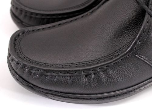 Ghete de bărbați din piele naturală în negru 700 