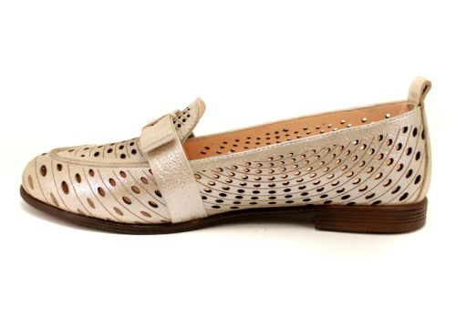 Pantofi de vară pentru dama cu perforație din satin bej 1015 BJ