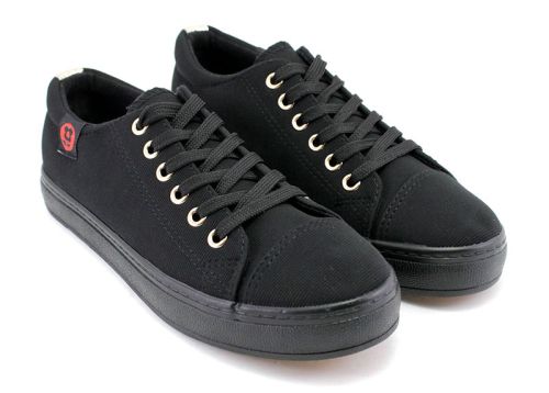 Tenisi pentru femei in negru M-26 CH