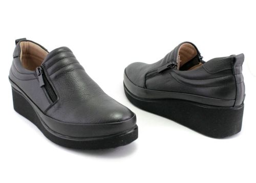 Pantofi din piele pentru femei în negru 020 CH
