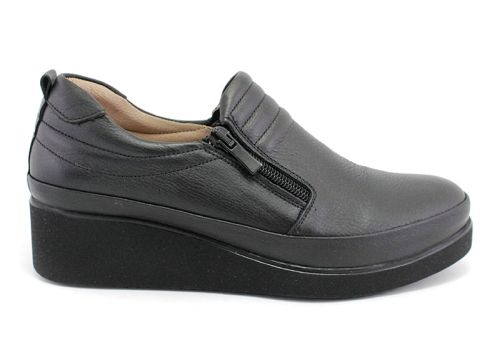 Pantofi din piele pentru femei în negru 020 CH