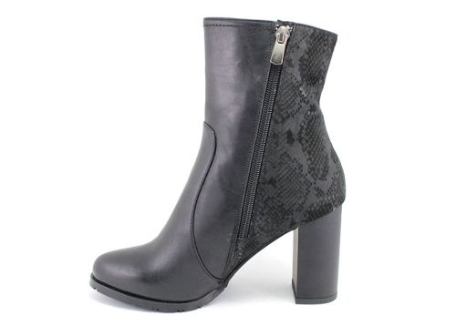 Botine de damă din piele naturală în negru 316 CH