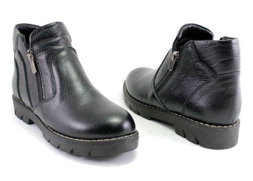 Ghete de damă din piele naturală în negru 820 CH