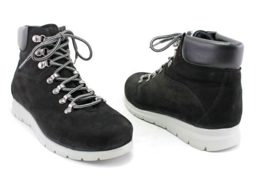 Cizme barbati din nubuc natural in culoarea neagra, model Diesel.