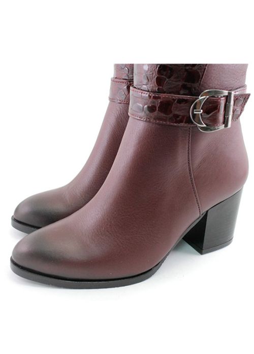 Cizme de damă din piele naturală în burgund, model Leola