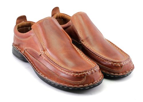 Mocasini barbati maro din piele naturală, model 06