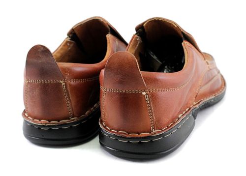 Mocasini barbati maro din piele naturală, model 06