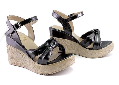 Sandale cu platforma inalta pentru femei in negru - Model Veronica