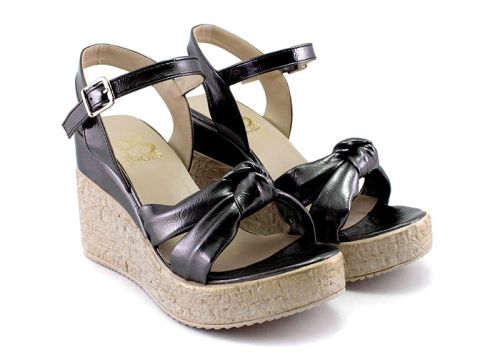 Sandale cu platforma inalta pentru femei in negru - Model Veronica