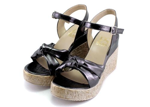 Sandale cu platforma inalta pentru femei in negru - Model Veronica
