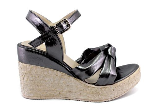 Sandale cu platforma inalta pentru femei in negru - Model Veronica