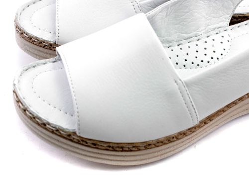 Sandale de damă joase în alb - Model Presiana