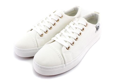 Tenisi pentru dama, intr-o singura culoare, toti in alb M-26 B