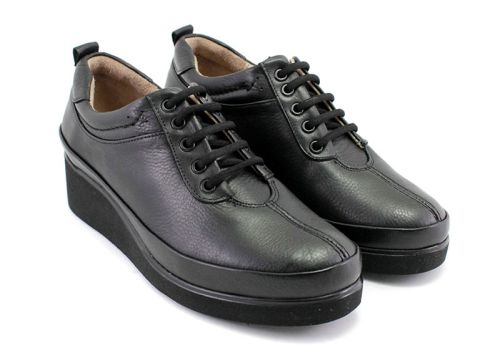 Pantofi de damă din piele naturală negru, model Nika.