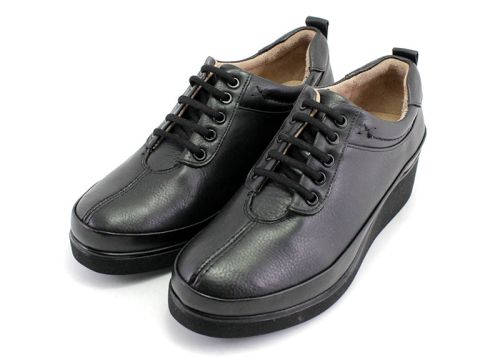 Pantofi de damă din piele naturală negru, model Nika.