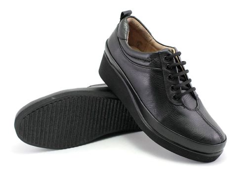 Pantofi de damă din piele naturală negru, model Nika.