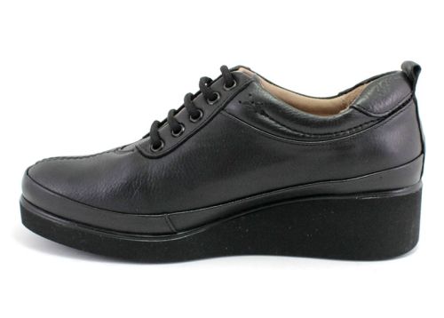 Pantofi de damă din piele naturală negru, model Nika.