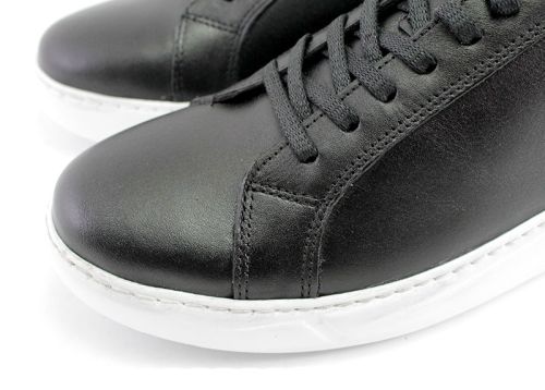 Pantofi barbati din piele negri cu talpa alba - Model Lazaro