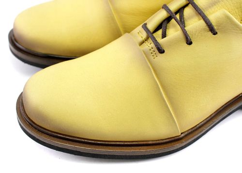 Pantofi casual pentru femei, cu șireturi în galben - Model Valentina.