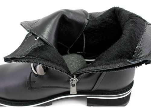 Cizme de dama cu fermoar lateral si sireturi alb-negru - Model Daria.