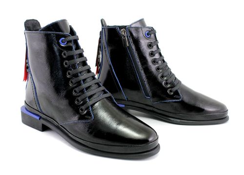 Botine elegante pentru femei, cu fermoar lateral și șireturi în negru și albastru - Model Ilana.
