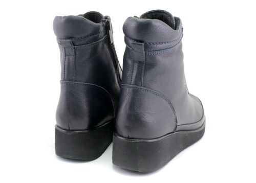 Ghete de damă din piele naturală cu șireturi și fermoar în albastru închis, model Lilia