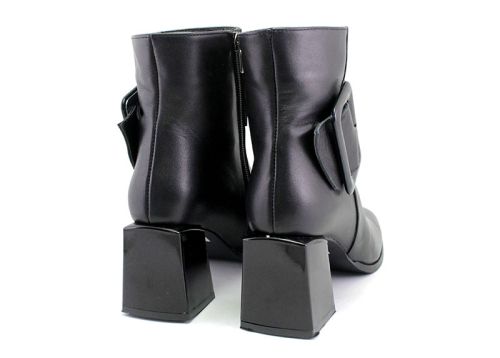 Botine elegante de damă cu fermoar lateral în negru - Model Fiona