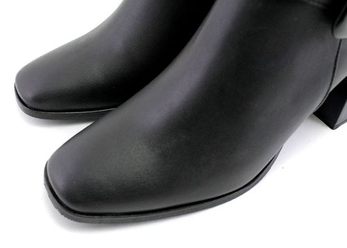 Botine elegante de damă cu fermoar lateral în negru - Model Fiona