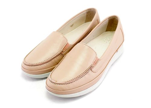 Mocasini femei din piele moale in roz - Model Alba.