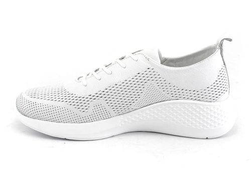Pantofi sport de dama în alb - Model Dolores.